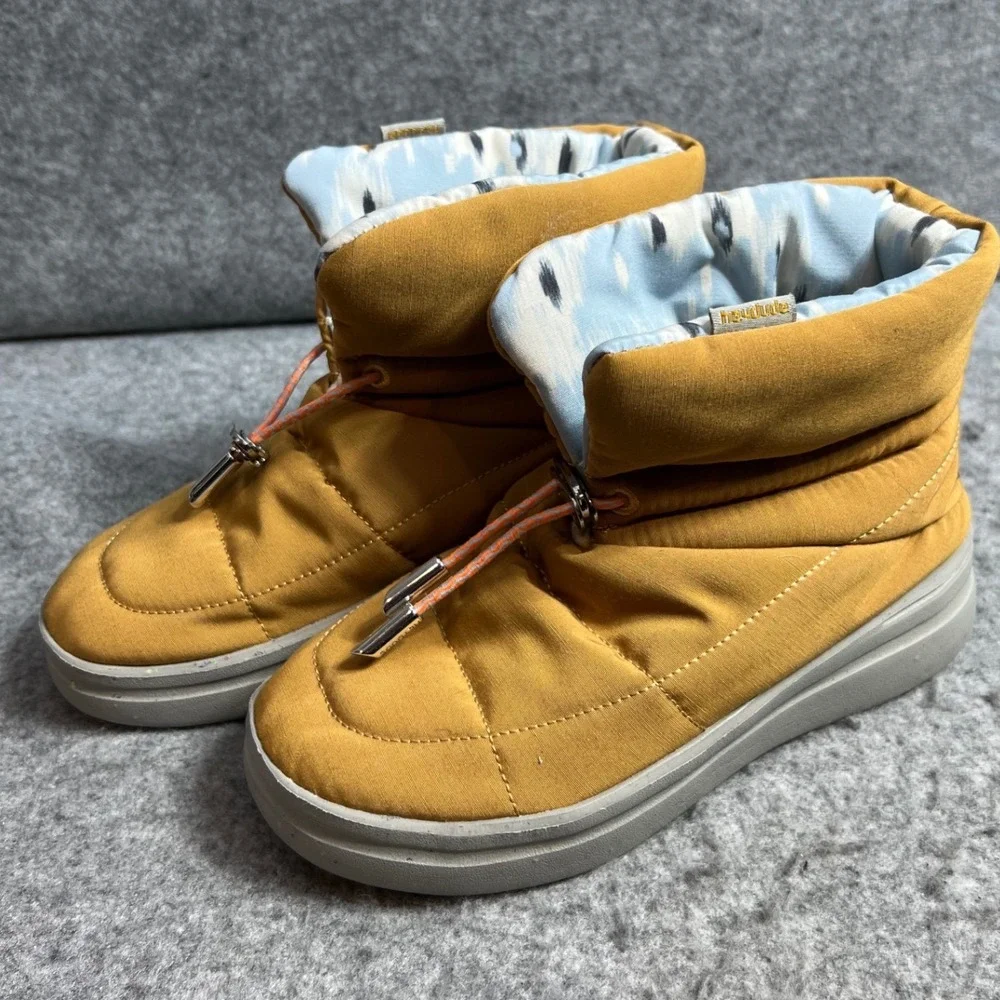 Hey Dude Kids Denny Puffer Boots Mustard Yellow Quilted Ankle Snow Boots Size 13